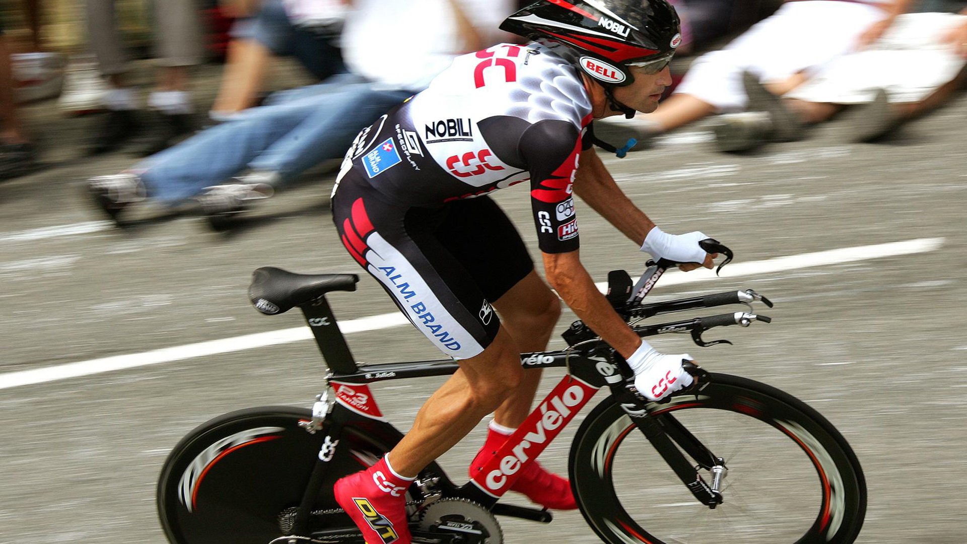 开云体育中国官网-伤病频发！联盟如何应对核心球员缺阵